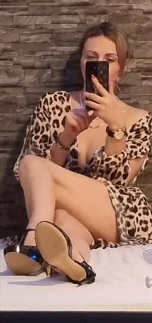 Escort modell Ingeborg-Eugenia, Bremen - 769